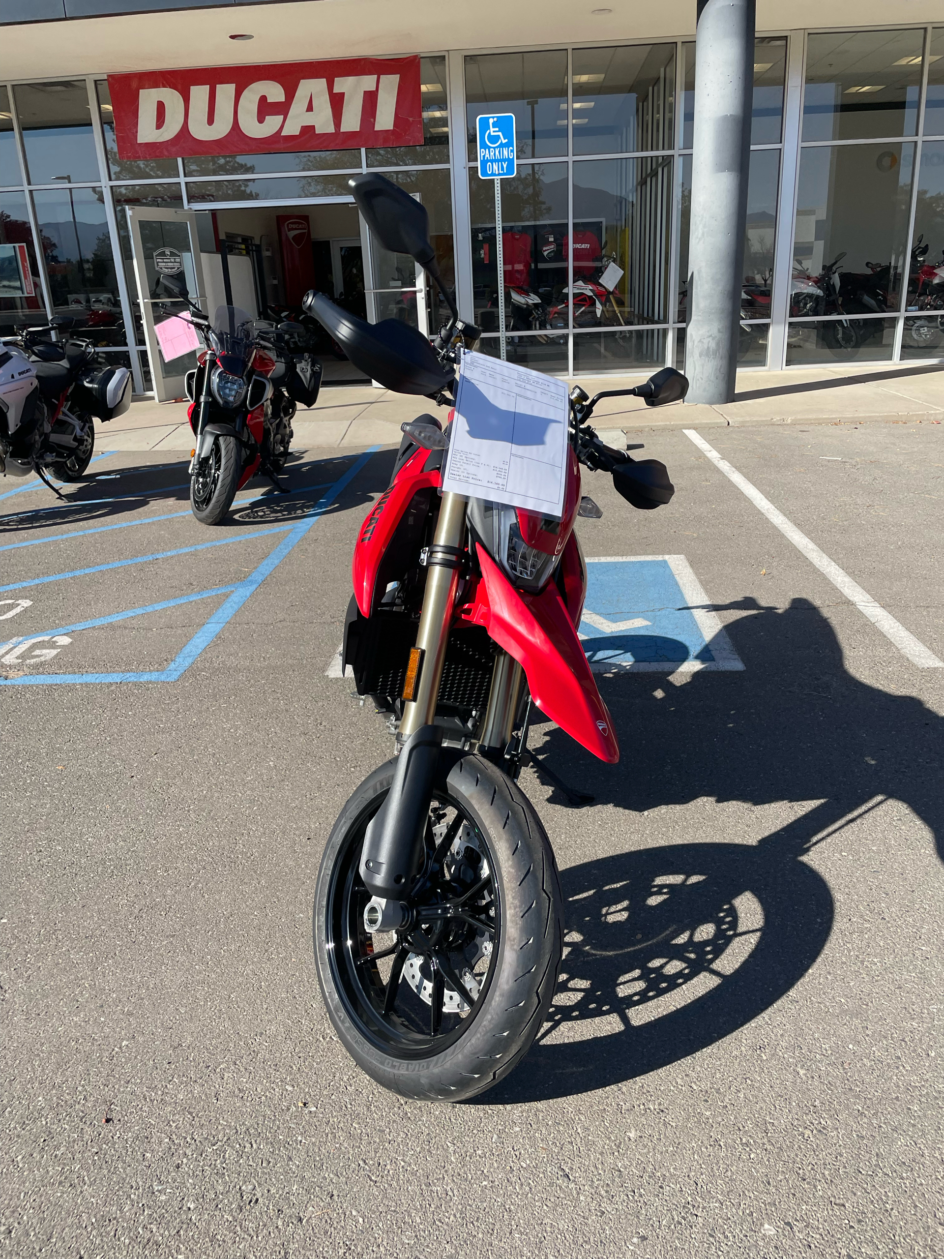 2024 Ducati Hypermotard 698 Mono in Albuquerque, New Mexico - Photo 11