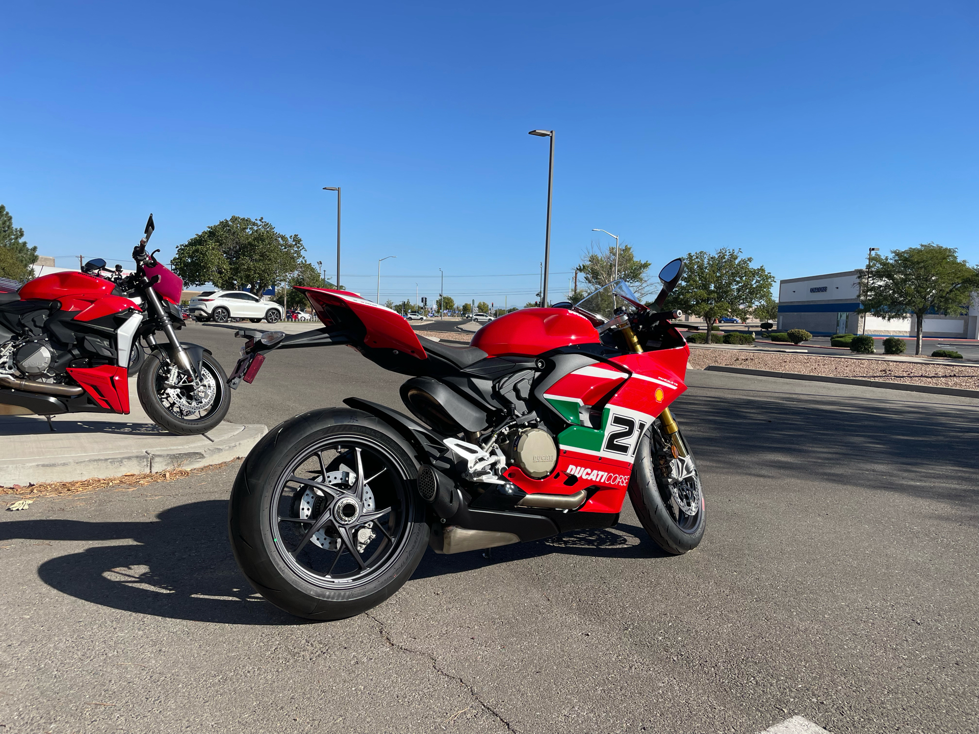 2024 Ducati SuperSport 950 S in Albuquerque, New Mexico - Photo 4