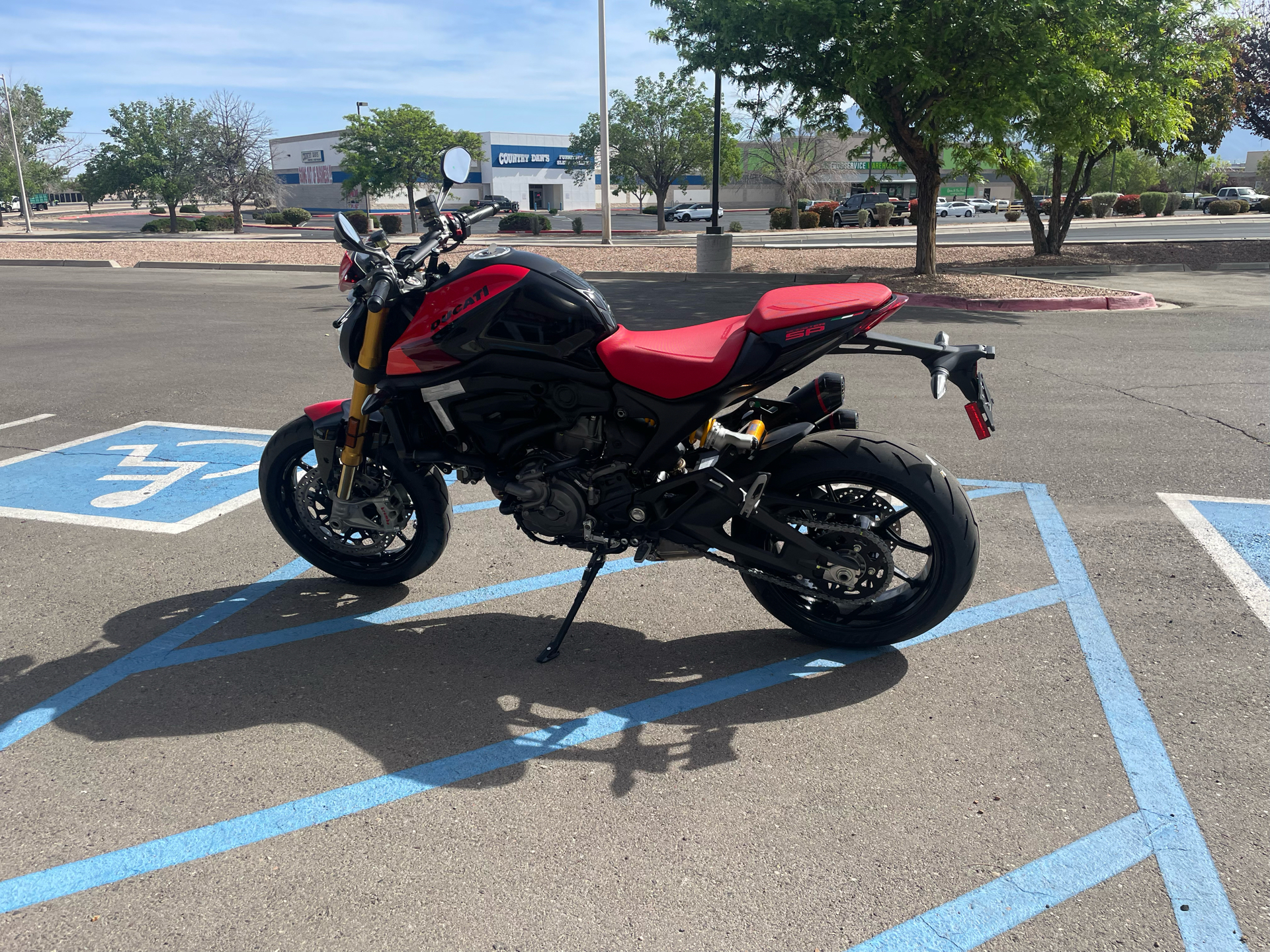 2023 Ducati Monster SP in Albuquerque, New Mexico - Photo 11
