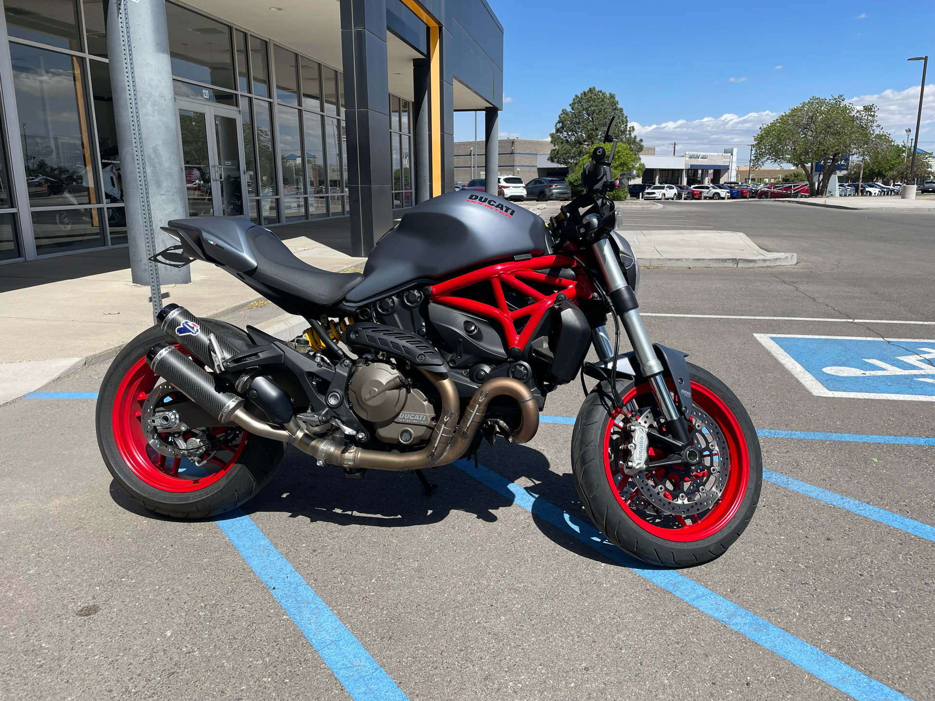2017 Ducati Monster 821 in Albuquerque, New Mexico - Photo 3