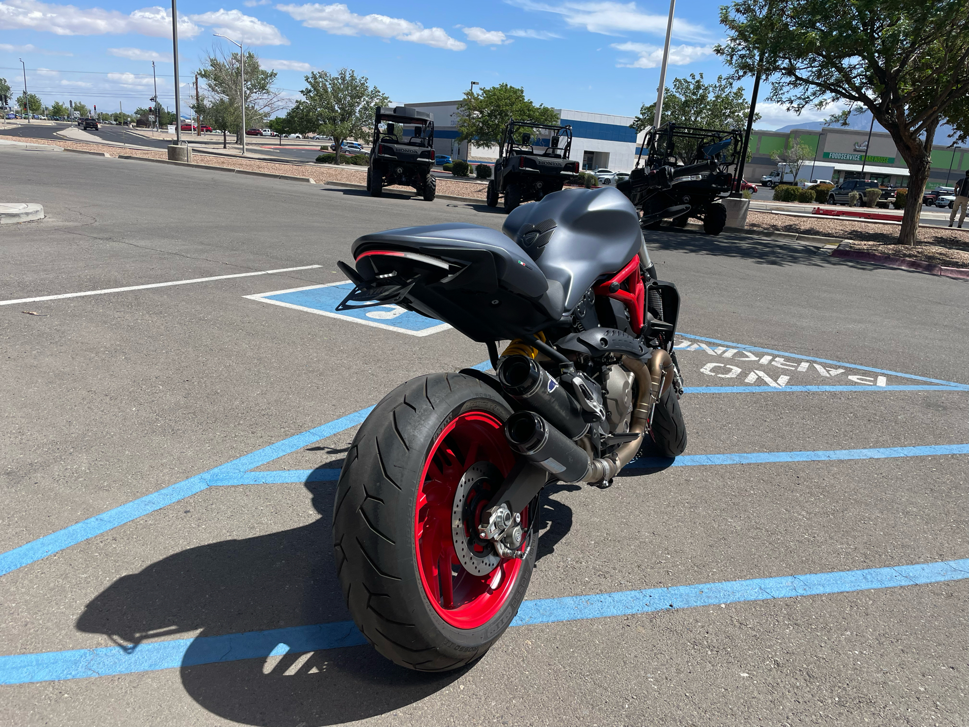 2017 Ducati Monster 821 in Albuquerque, New Mexico - Photo 7