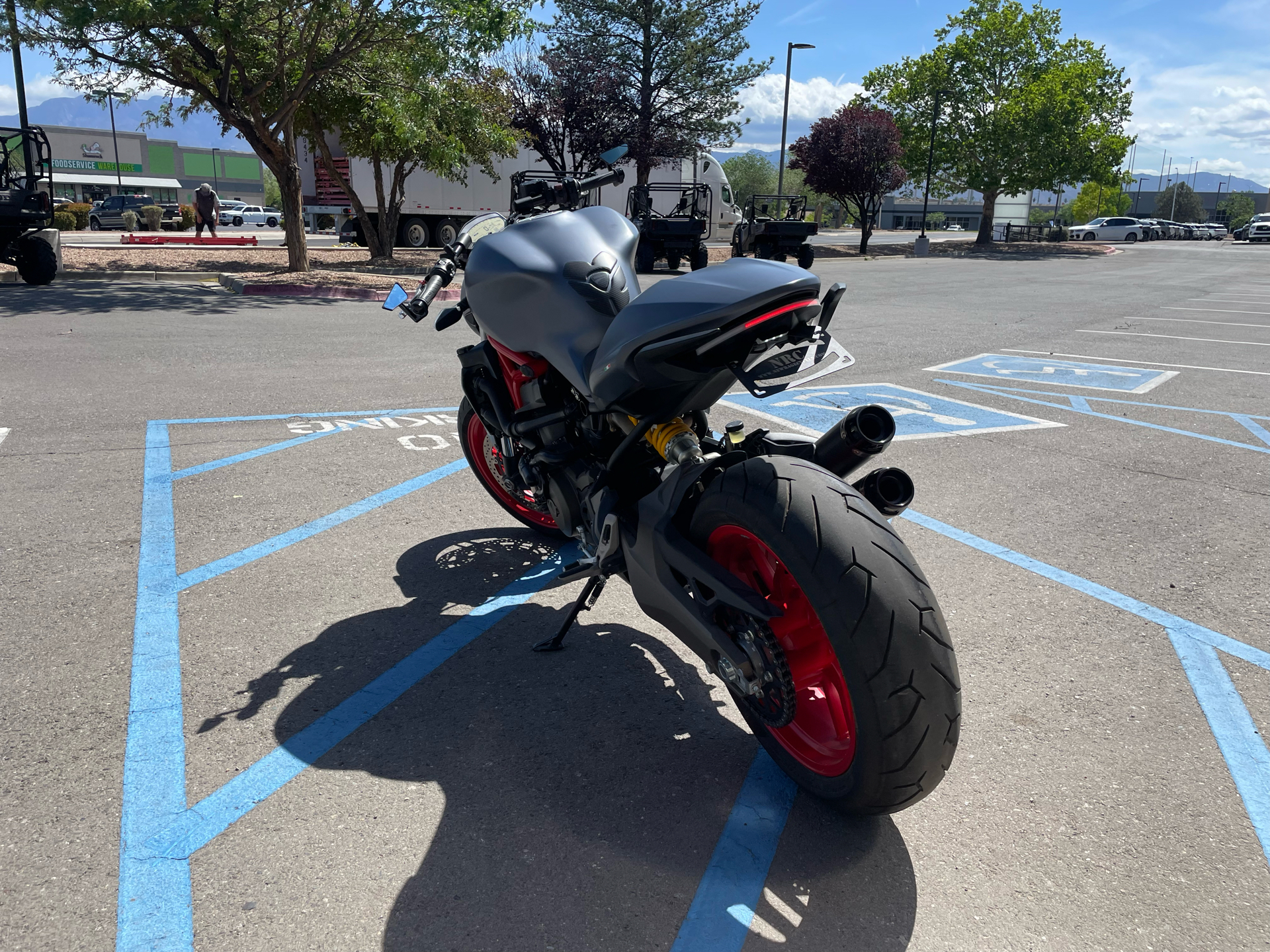 2017 Ducati Monster 821 in Albuquerque, New Mexico - Photo 9