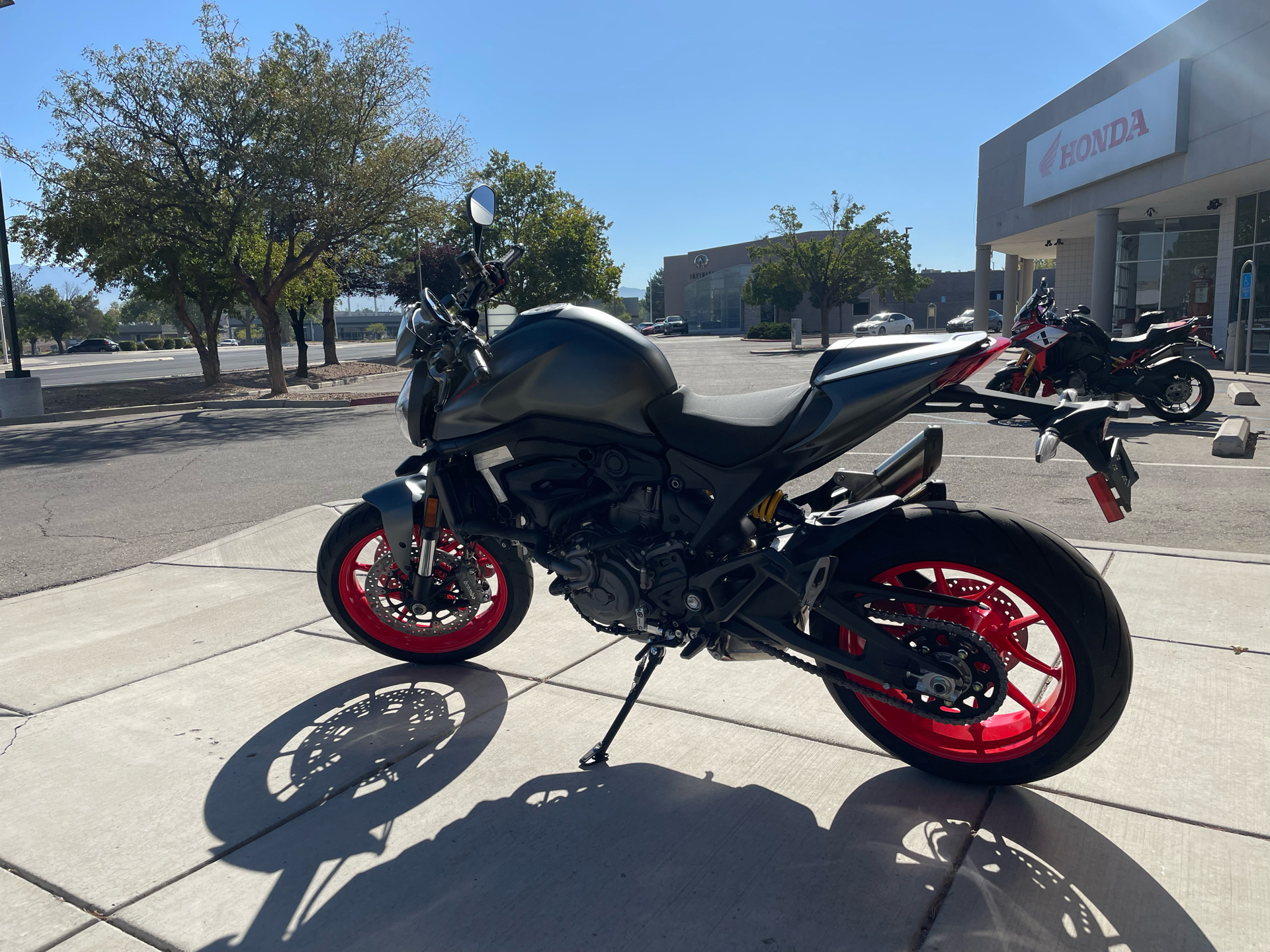 2025 Ducati Monster + in Albuquerque, New Mexico - Photo 8