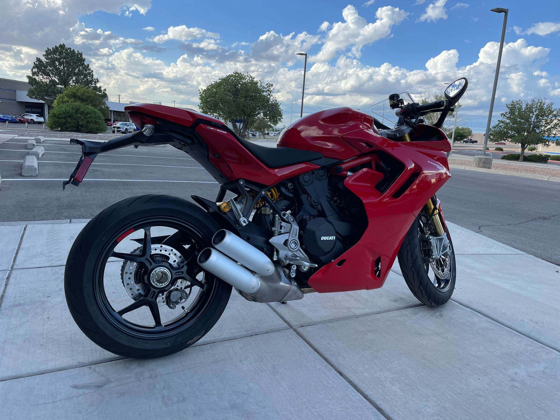 2024 Ducati SuperSport 950 S in Albuquerque, New Mexico - Photo 4