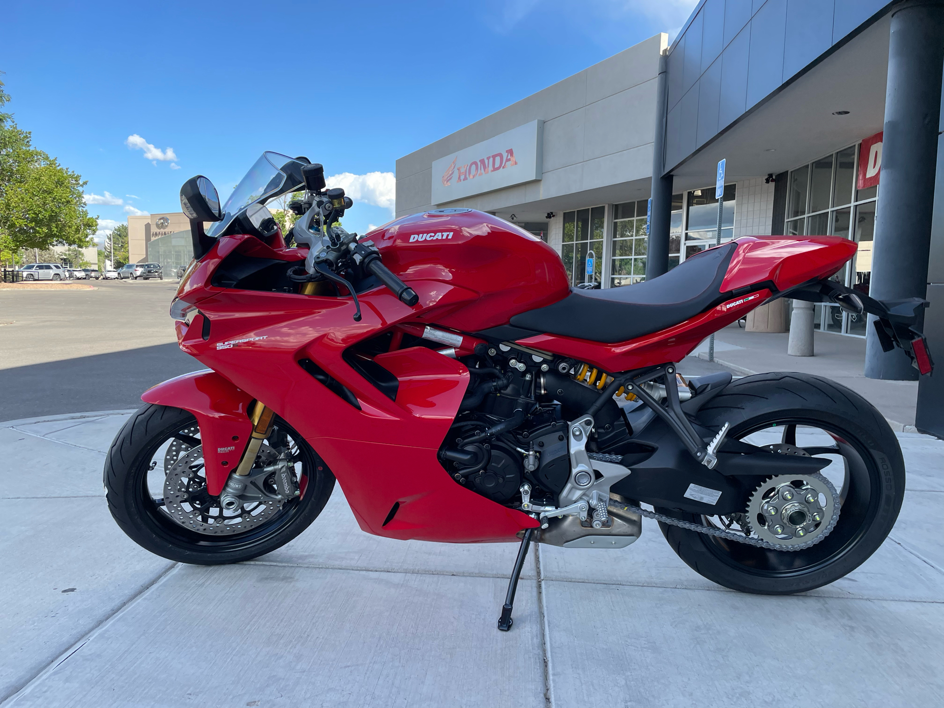 2024 Ducati SuperSport 950 S in Albuquerque, New Mexico - Photo 9