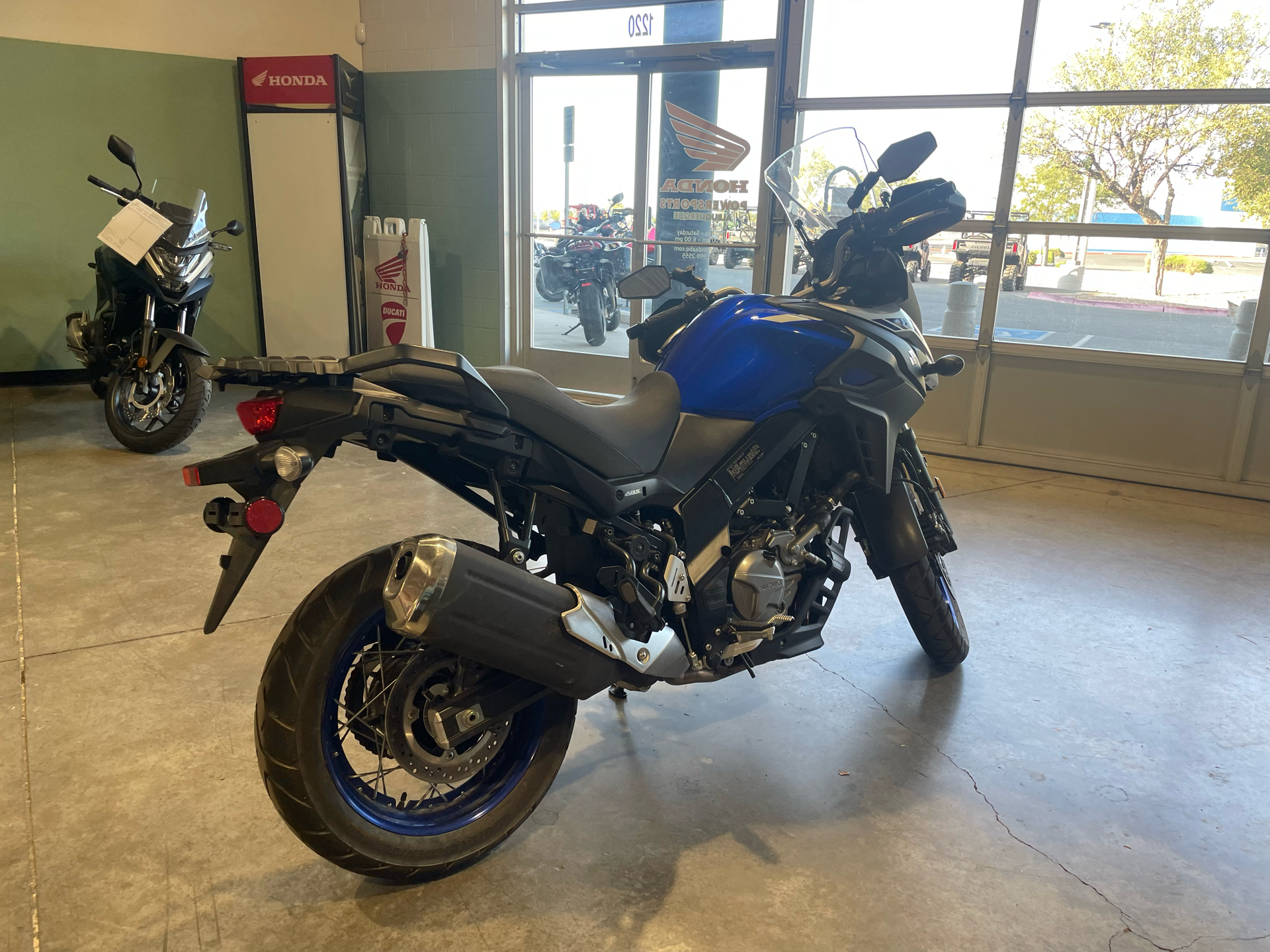 2022 Suzuki V-Strom 650XT in Albuquerque, New Mexico - Photo 4