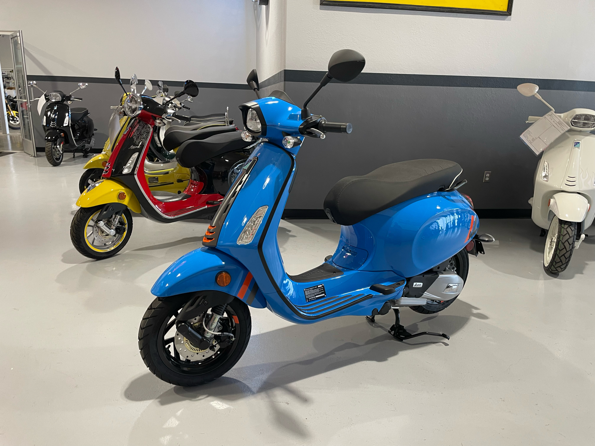 2024 Vespa Sprint 150 S in Albuquerque, New Mexico - Photo 8