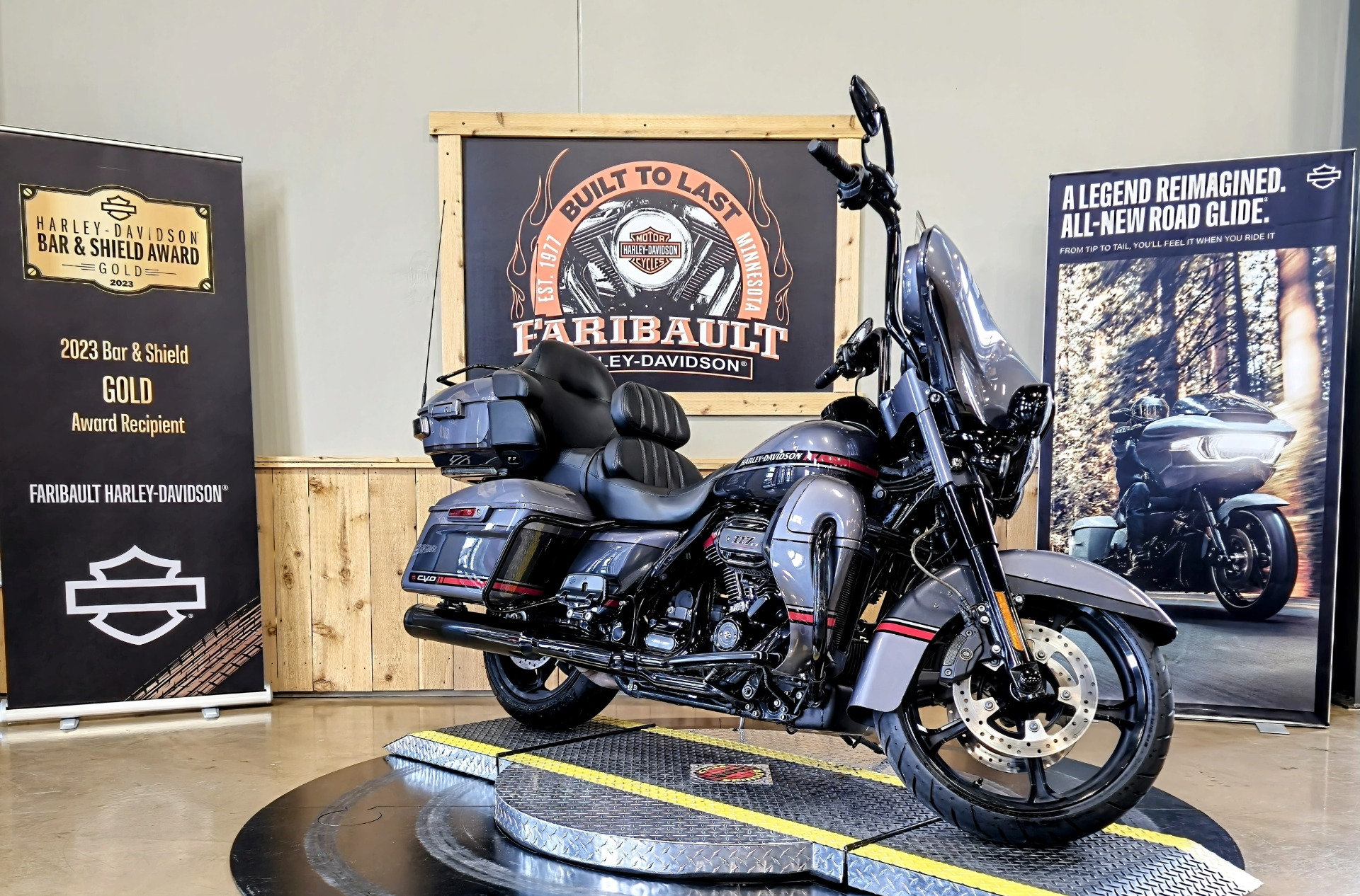 2020 Harley-Davidson CVO™ Limited in Faribault, Minnesota - Photo 2