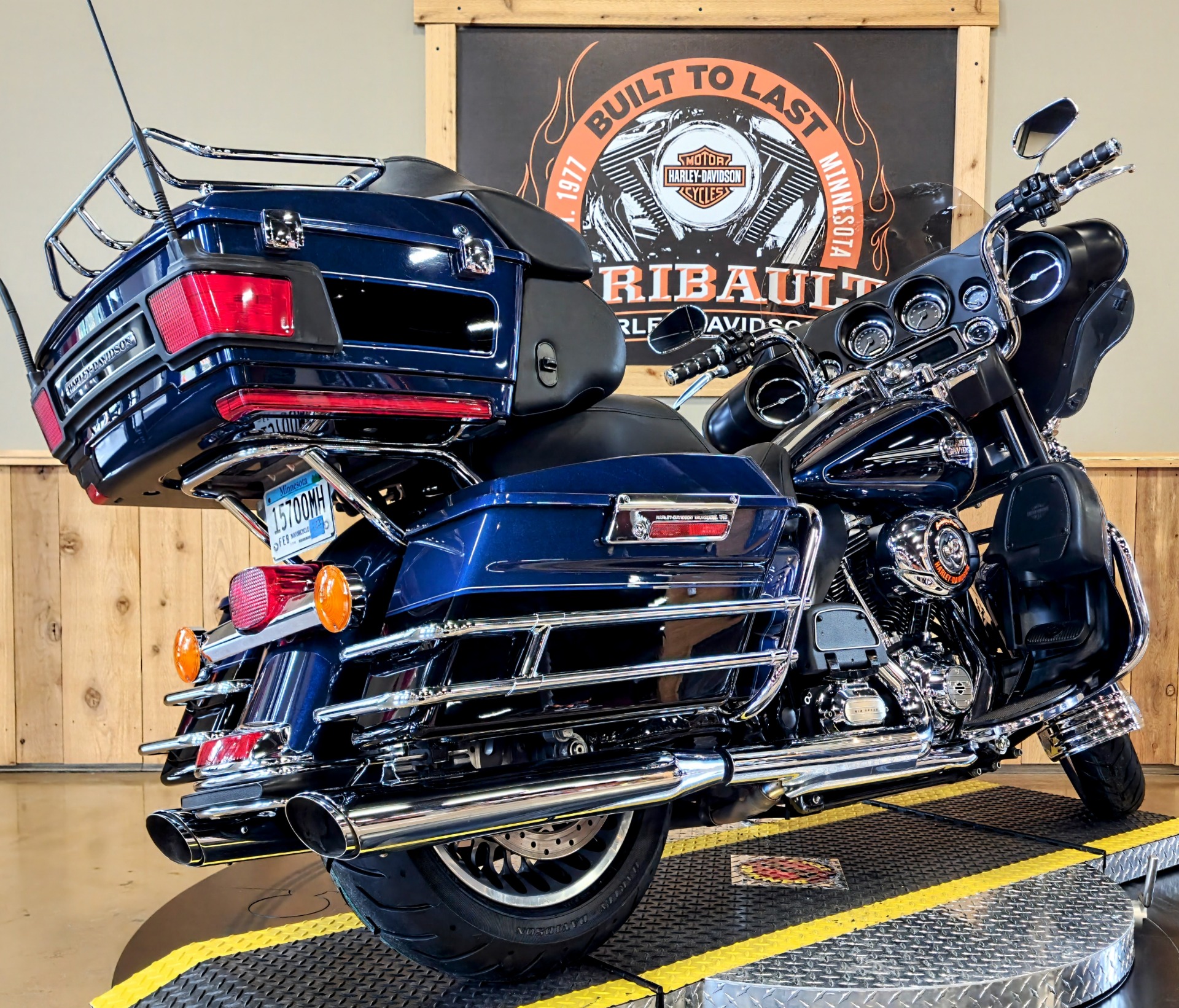 2012 Harley-Davidson Ultra Classic® Electra Glide® in Faribault, Minnesota - Photo 8