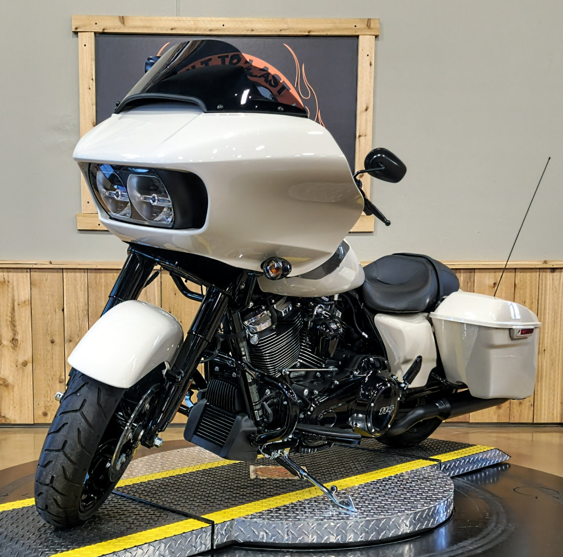 2022 Harley-Davidson Road Glide® Special in Faribault, Minnesota - Photo 4