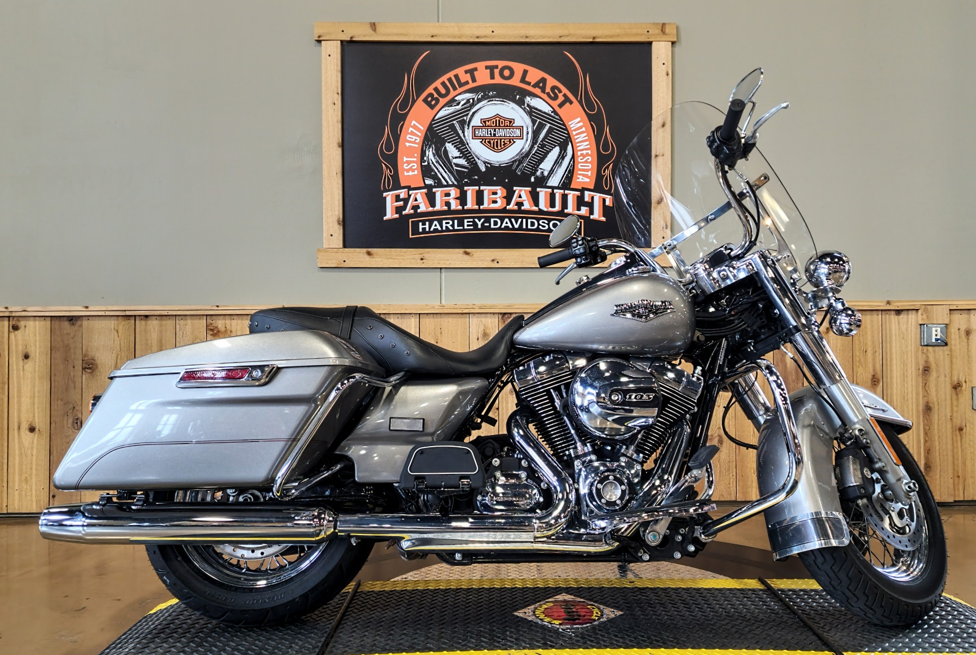 2016 Harley-Davidson Road King® in Faribault, Minnesota - Photo 1