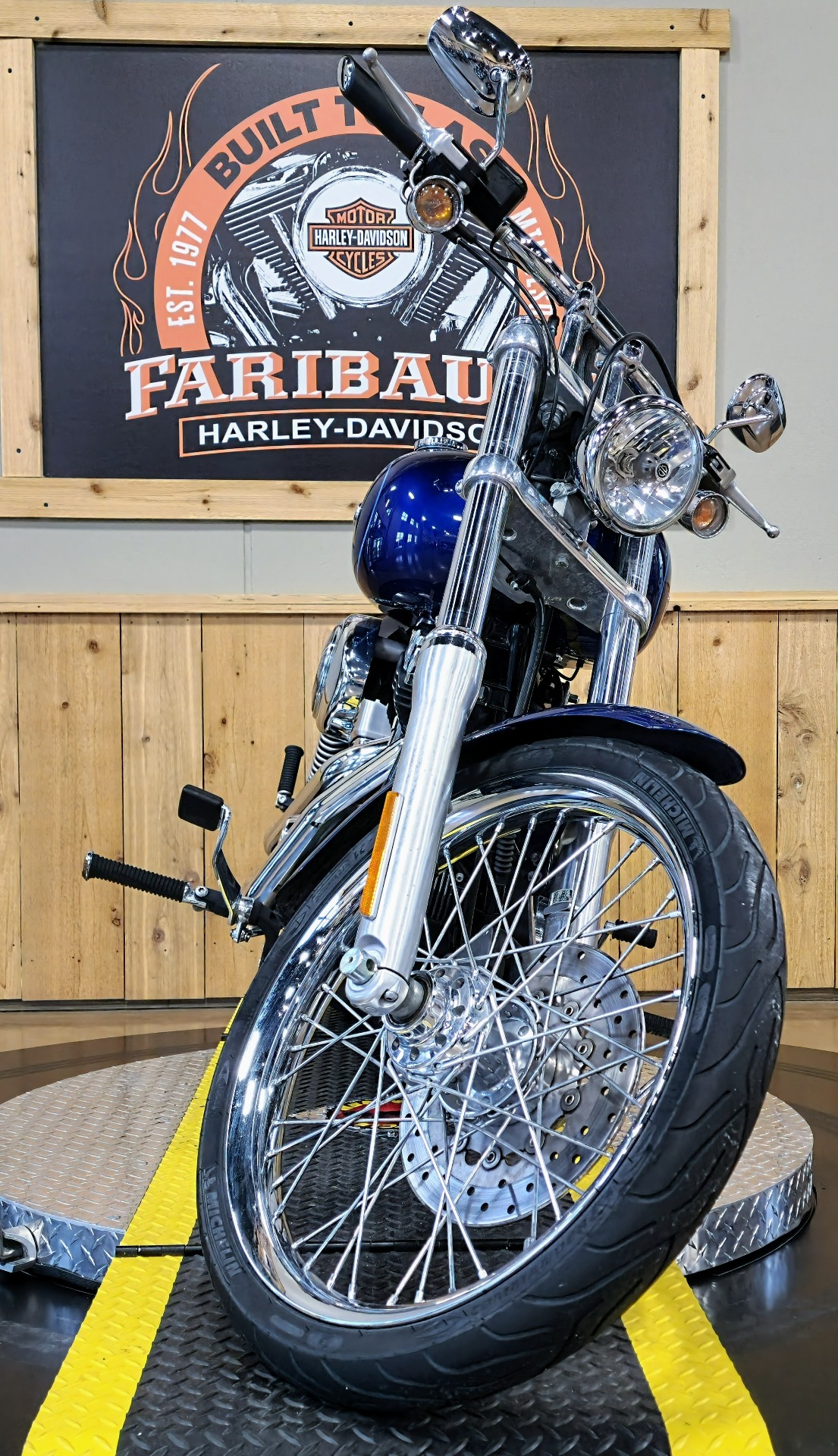 2006 Harley-Davidson Dyna™ Wide Glide® in Faribault, Minnesota - Photo 3