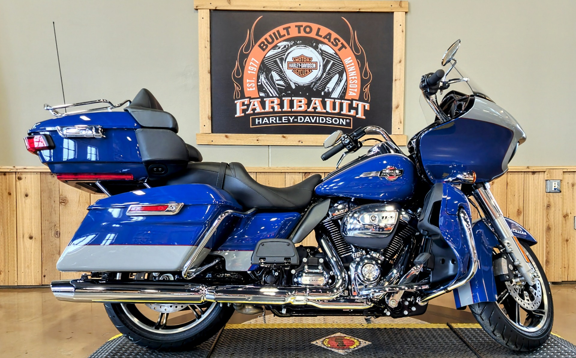 2023 Harley-Davidson Road Glide® Limited in Faribault, Minnesota - Photo 1