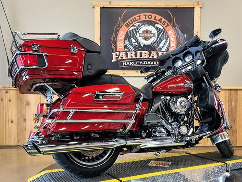 2010 Harley-Davidson Ultra Classic® Electra Glide® in Faribault, Minnesota - Photo 8