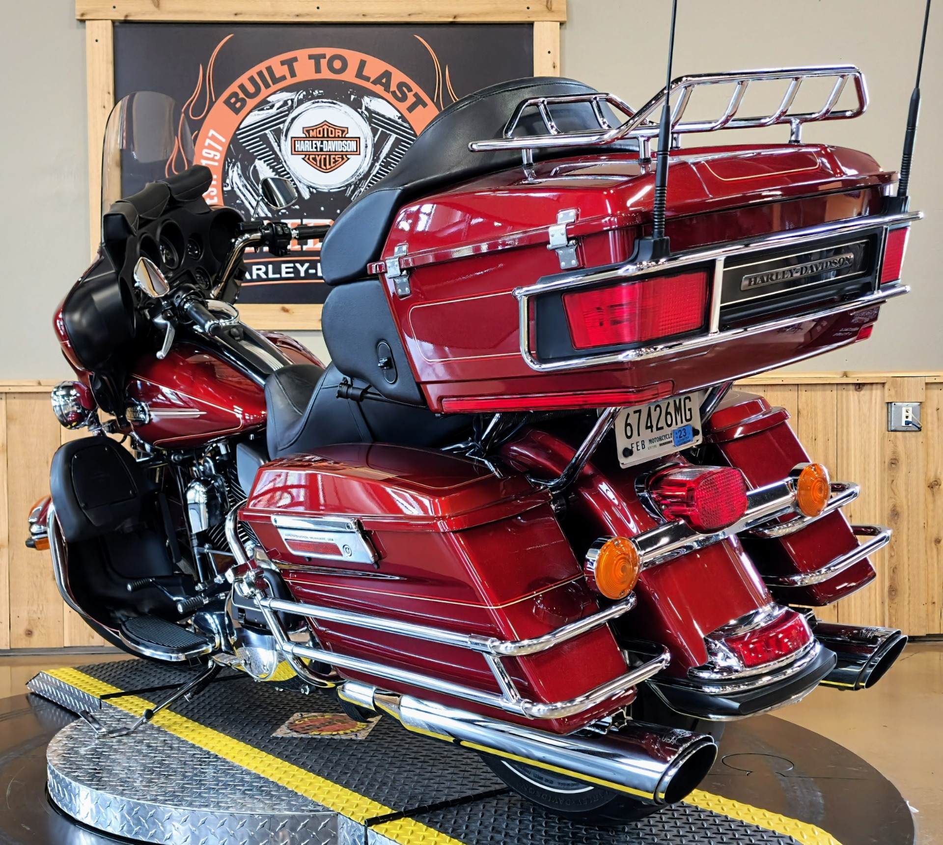 2010 Harley-Davidson Ultra Classic® Electra Glide® in Faribault, Minnesota - Photo 6