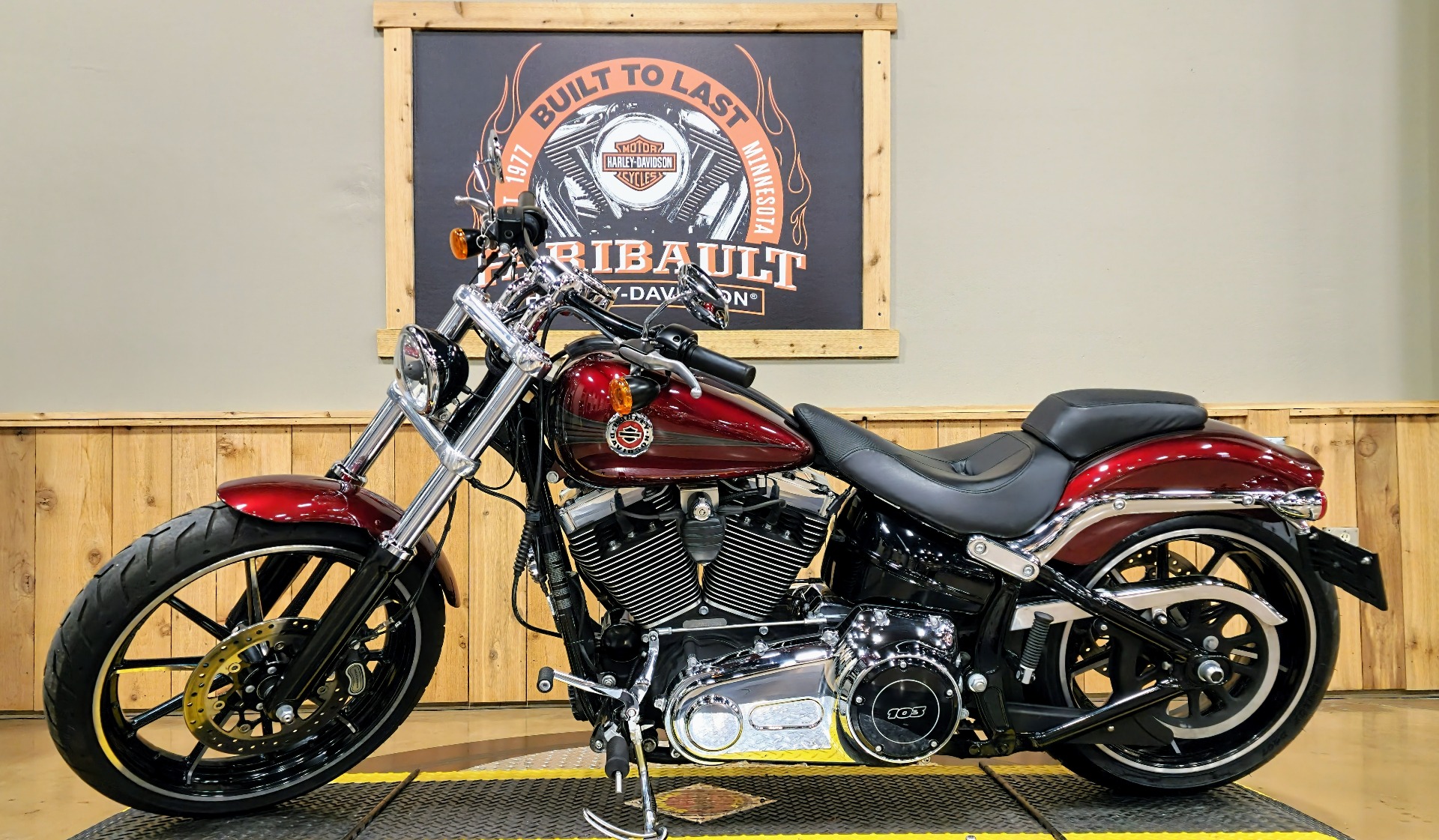 2015 Harley-Davidson Breakout® in Faribault, Minnesota - Photo 5