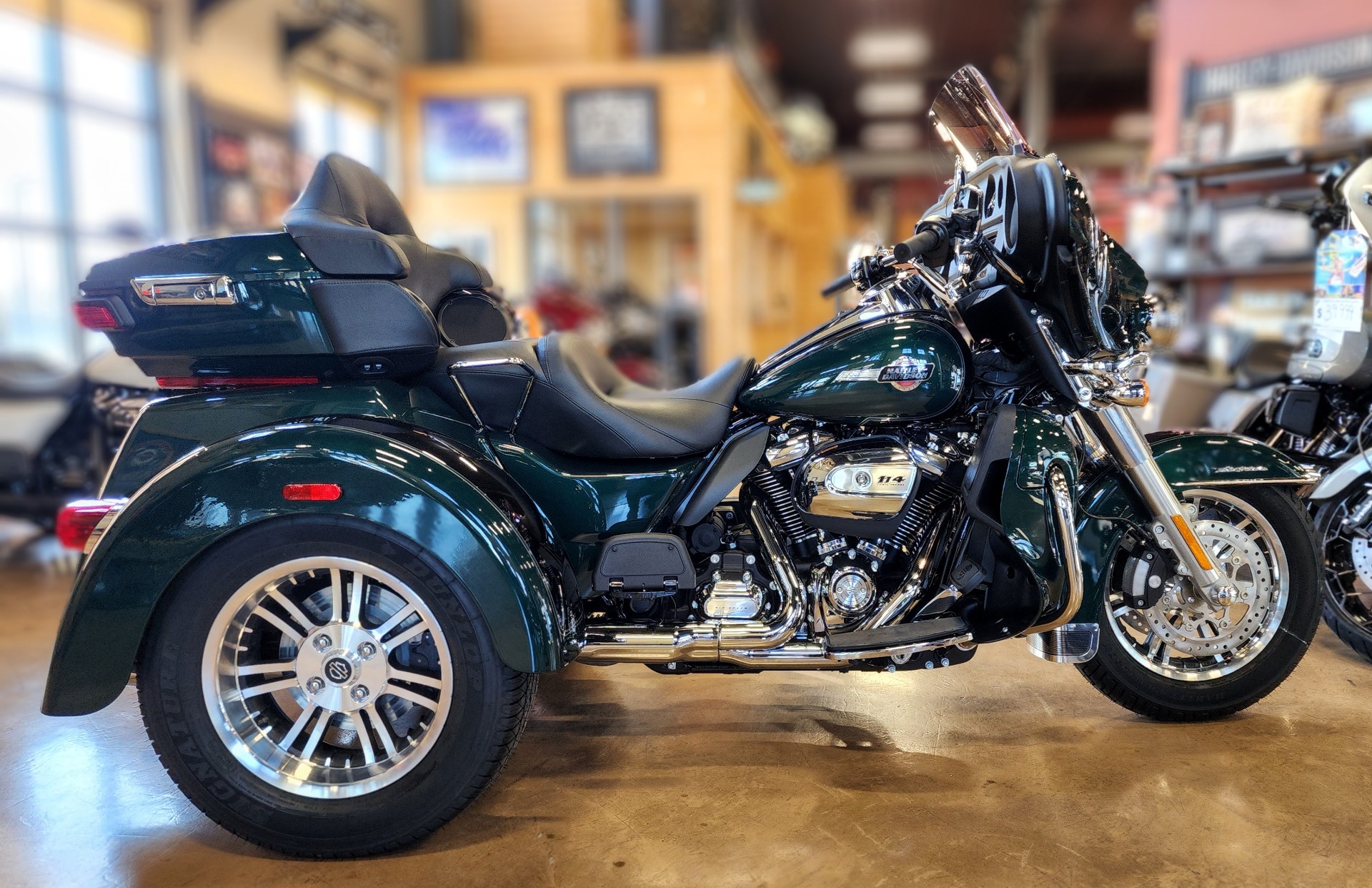 2024 Harley-Davidson Tri Glide® Ultra in Faribault, Minnesota - Photo 1