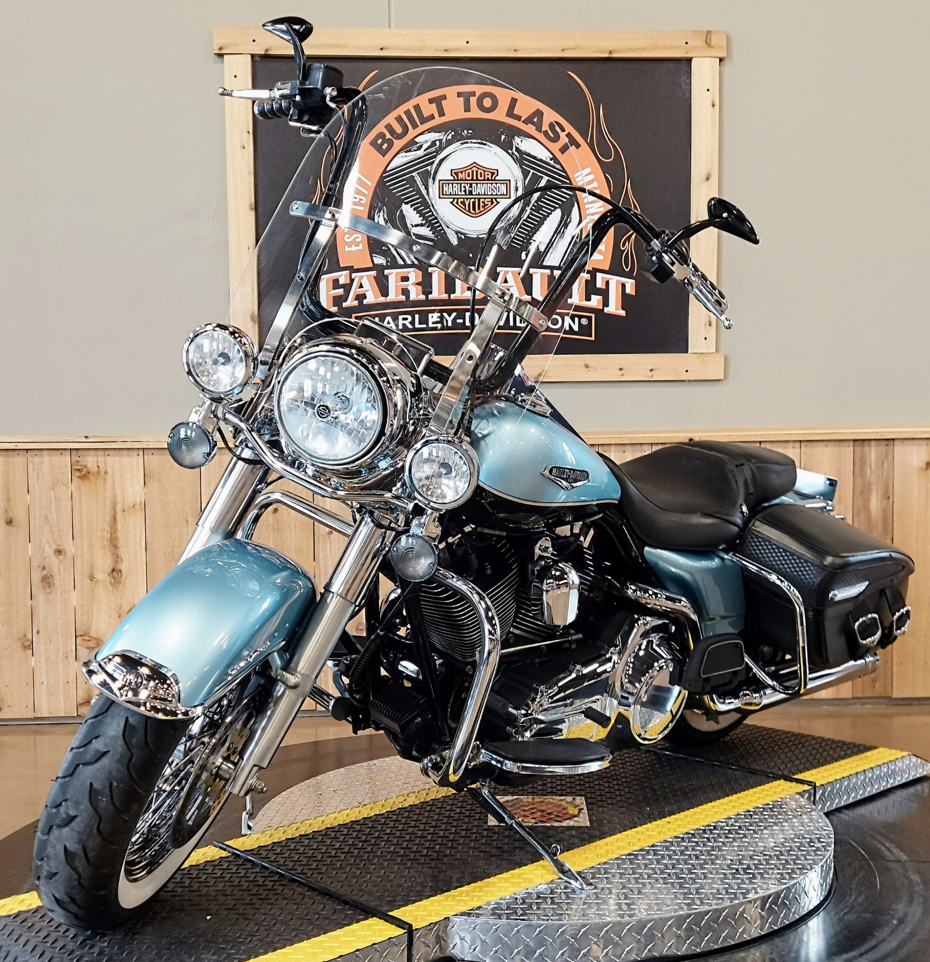 2007 Harley-Davidson FLHR Road King® in Faribault, Minnesota - Photo 4