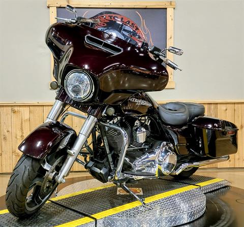 2014 Harley-Davidson Street Glide® Special in Faribault, Minnesota - Photo 4