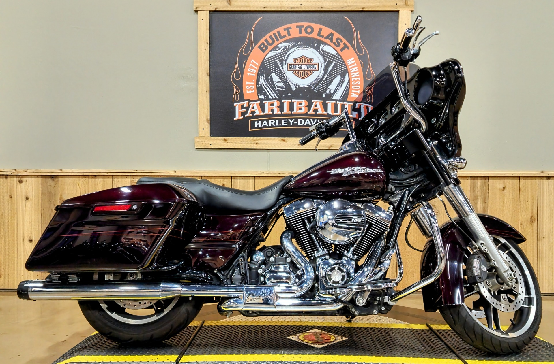 2014 Harley-Davidson Street Glide® Special in Faribault, Minnesota - Photo 1