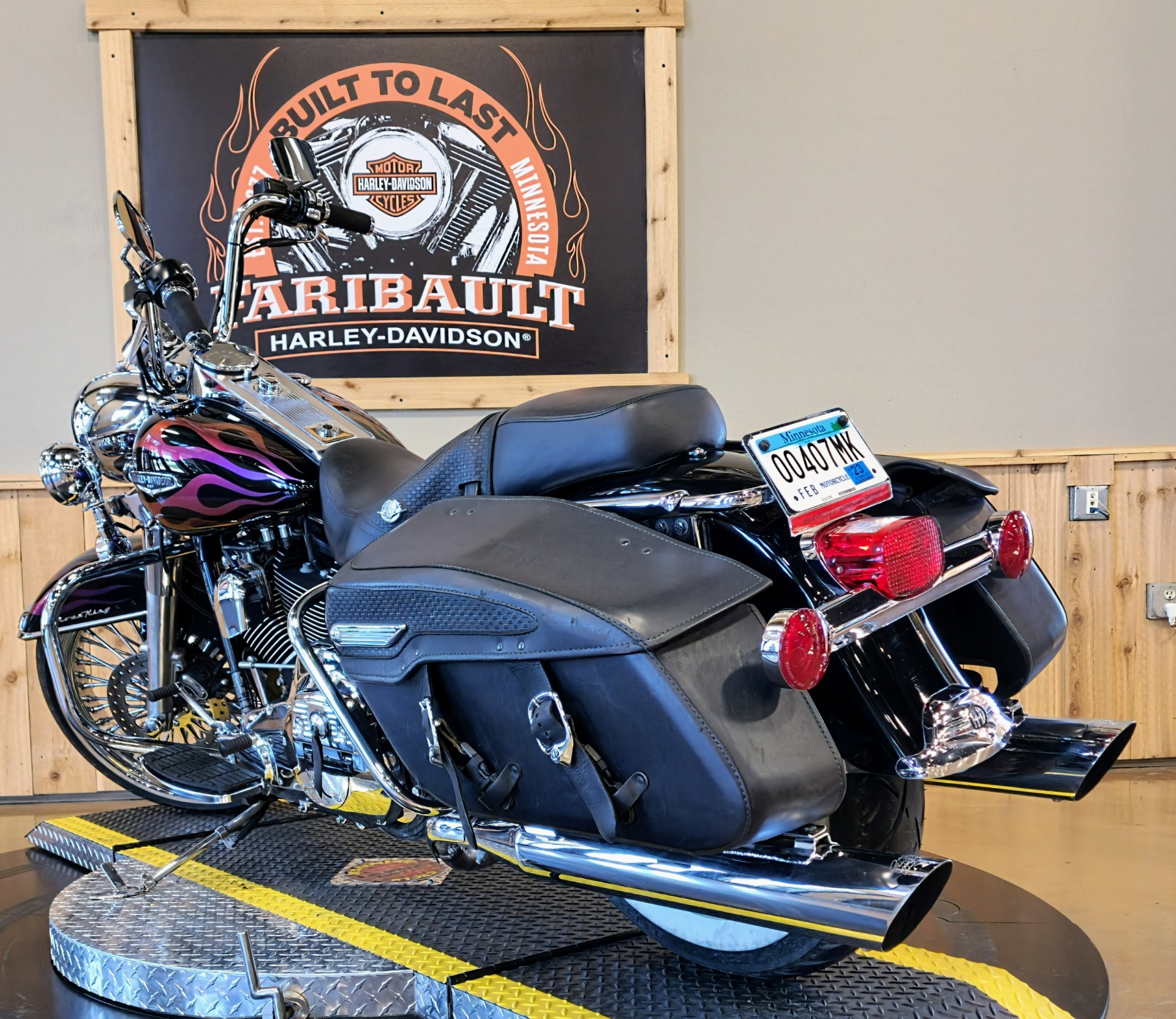 2001 Harley-Davidson FLHRCI Road King® Classic in Faribault, Minnesota - Photo 6