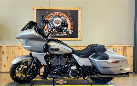 2023 Harley-Davidson CVO™ Road Glide® in Faribault, Minnesota - Photo 5
