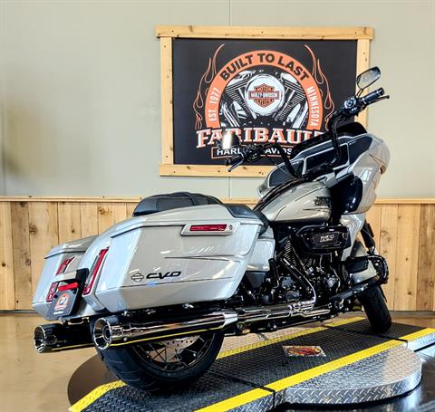 2023 Harley-Davidson CVO™ Road Glide® in Faribault, Minnesota - Photo 8