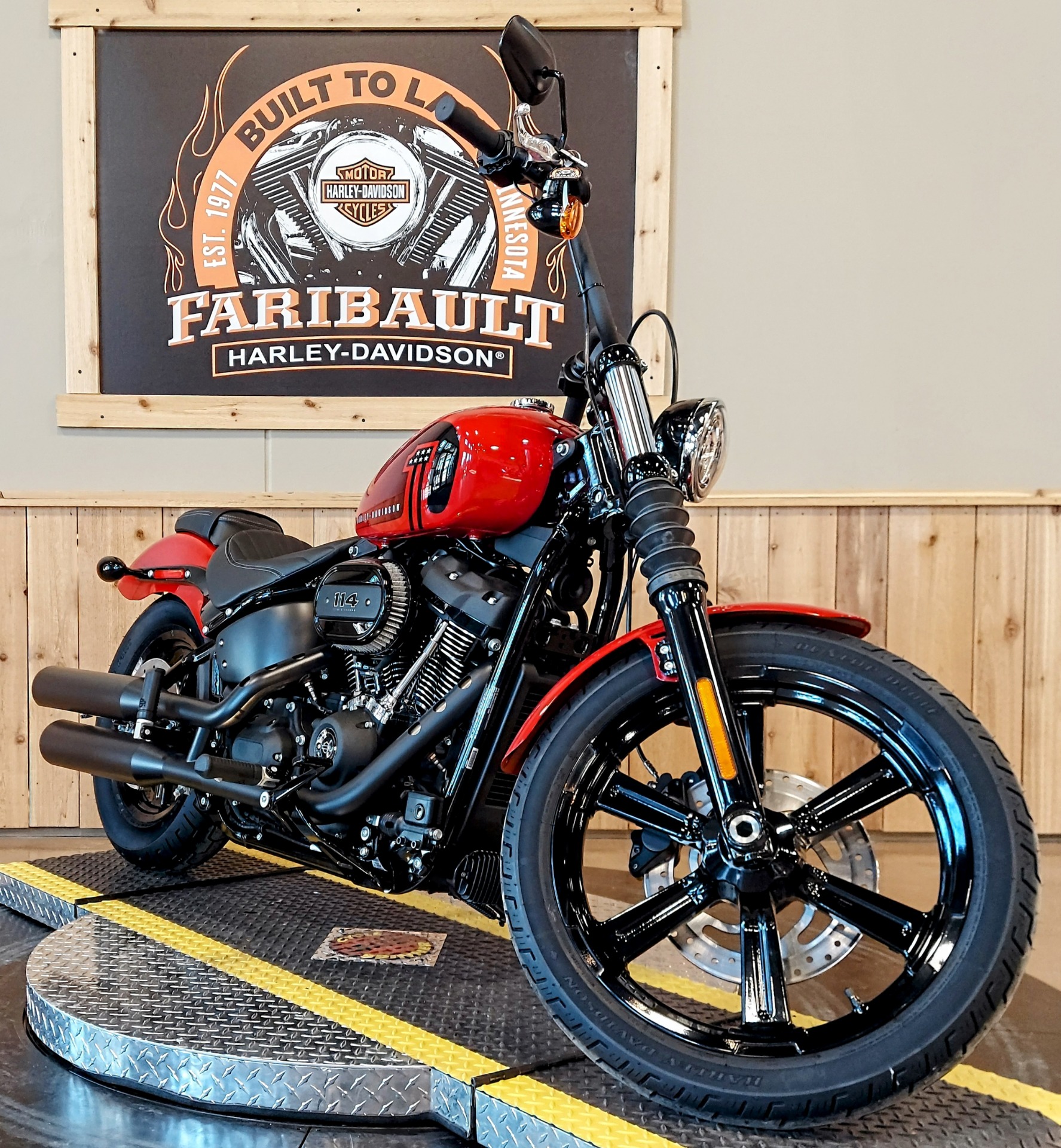 2022 Harley-Davidson Street Bob® 114 in Faribault, Minnesota - Photo 2