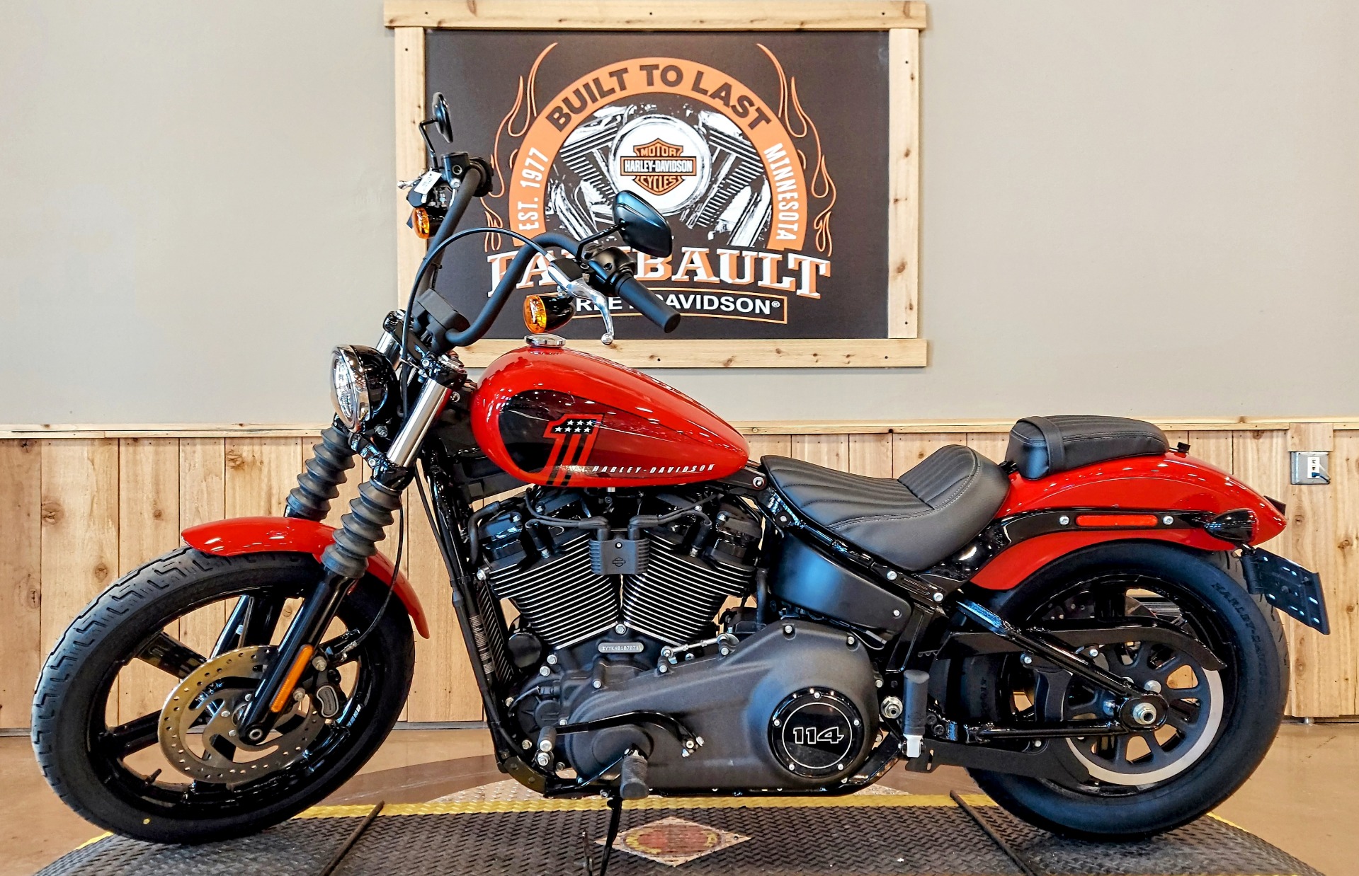 2022 Harley-Davidson Street Bob® 114 in Faribault, Minnesota - Photo 5