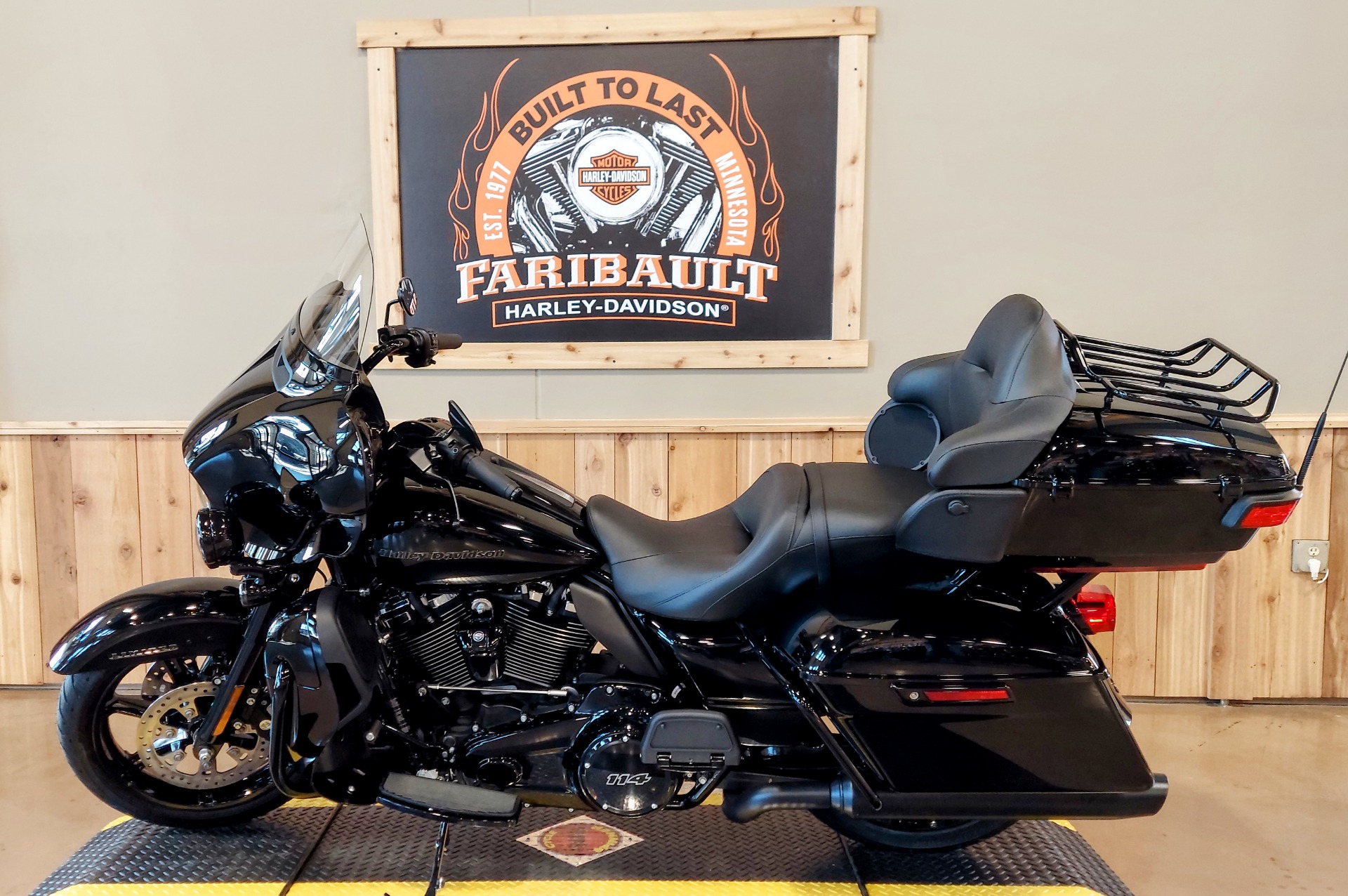 New 2021 Harley Davidson Ultra Limited Motorcycles In Faribault Mn To633263 Vivid Black Black Pearl Option