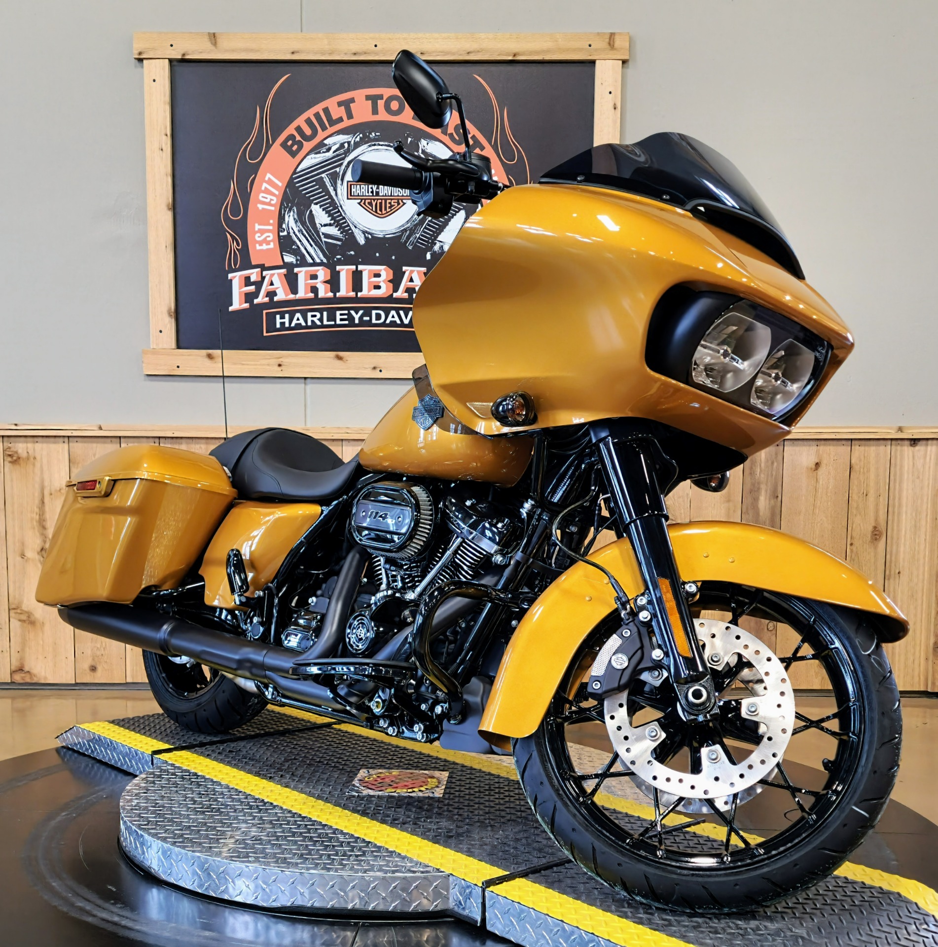 2023 Harley-Davidson Road Glide® Special in Faribault, Minnesota - Photo 2