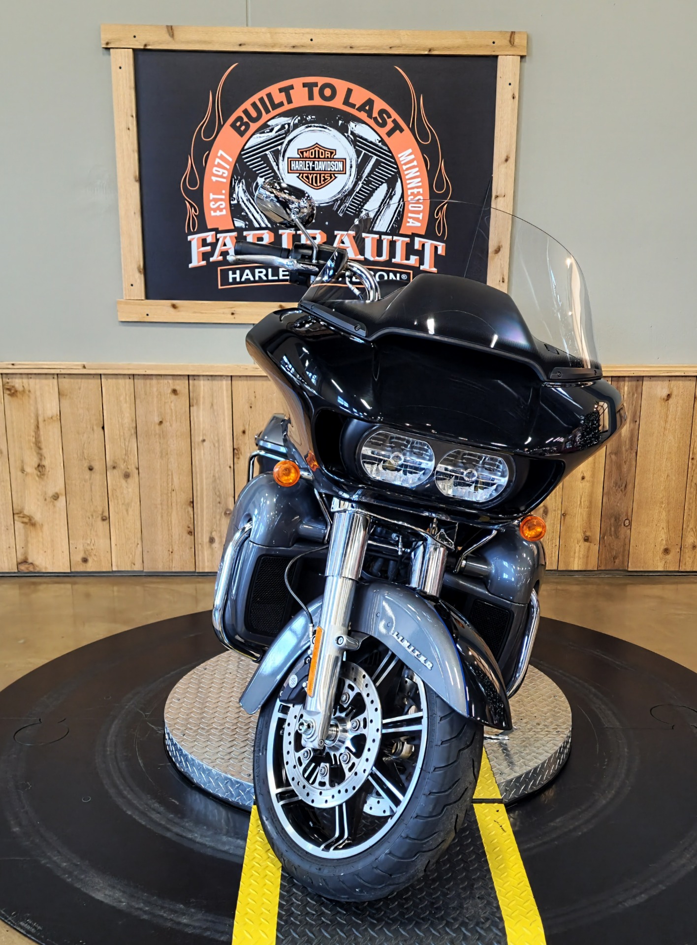2021 Harley-Davidson Road Glide® Limited in Faribault, Minnesota - Photo 3