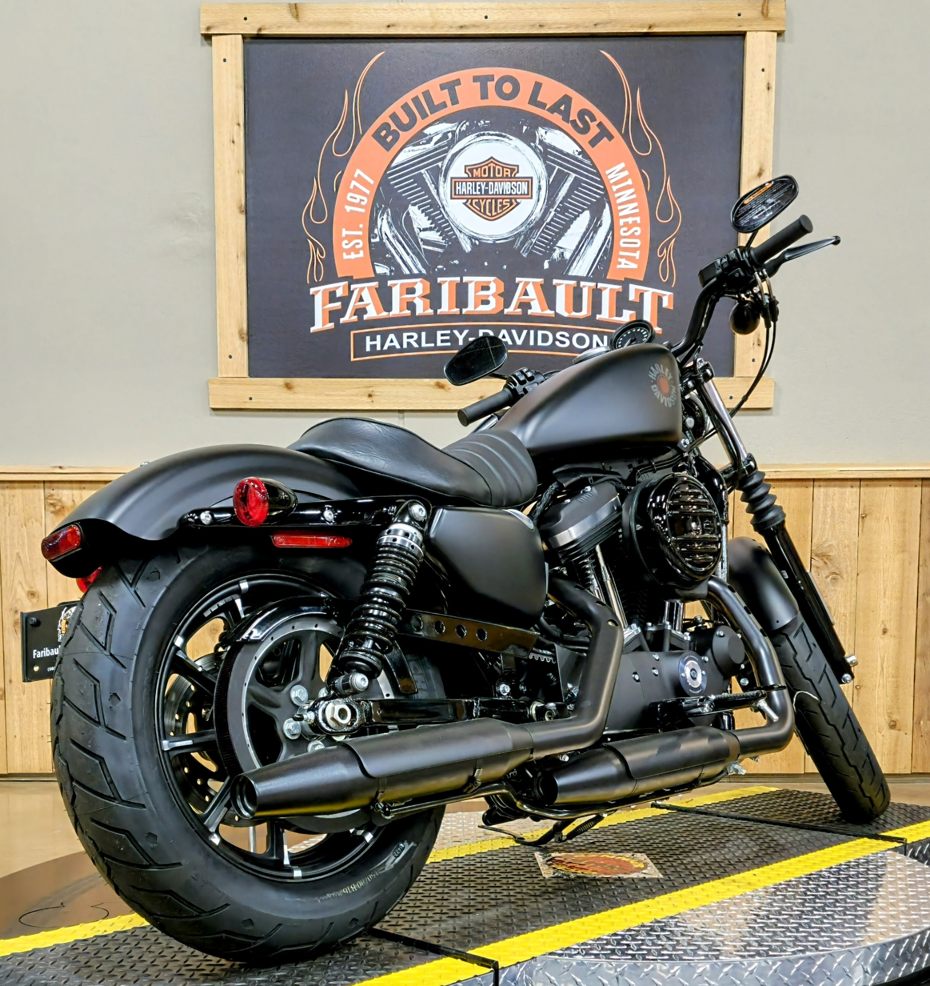 2022 Harley-Davidson Iron 883™ in Faribault, Minnesota - Photo 8