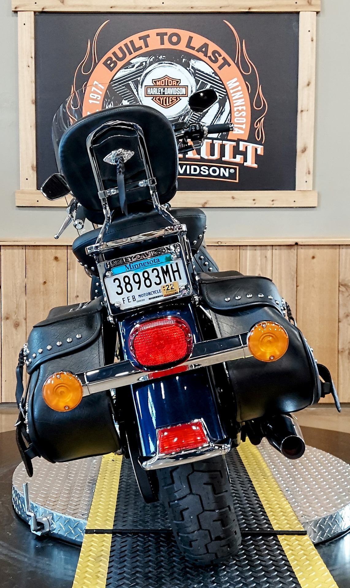 2013 Harley-Davidson Heritage Softail® Classic in Faribault, Minnesota - Photo 7