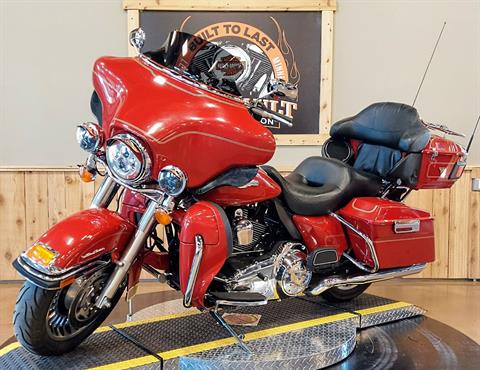 2009 Harley-Davidson Ultra Classic® Electra Glide® in Faribault, Minnesota - Photo 4