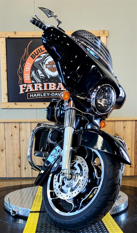 2012 Harley-Davidson Street Glide® in Faribault, Minnesota - Photo 3