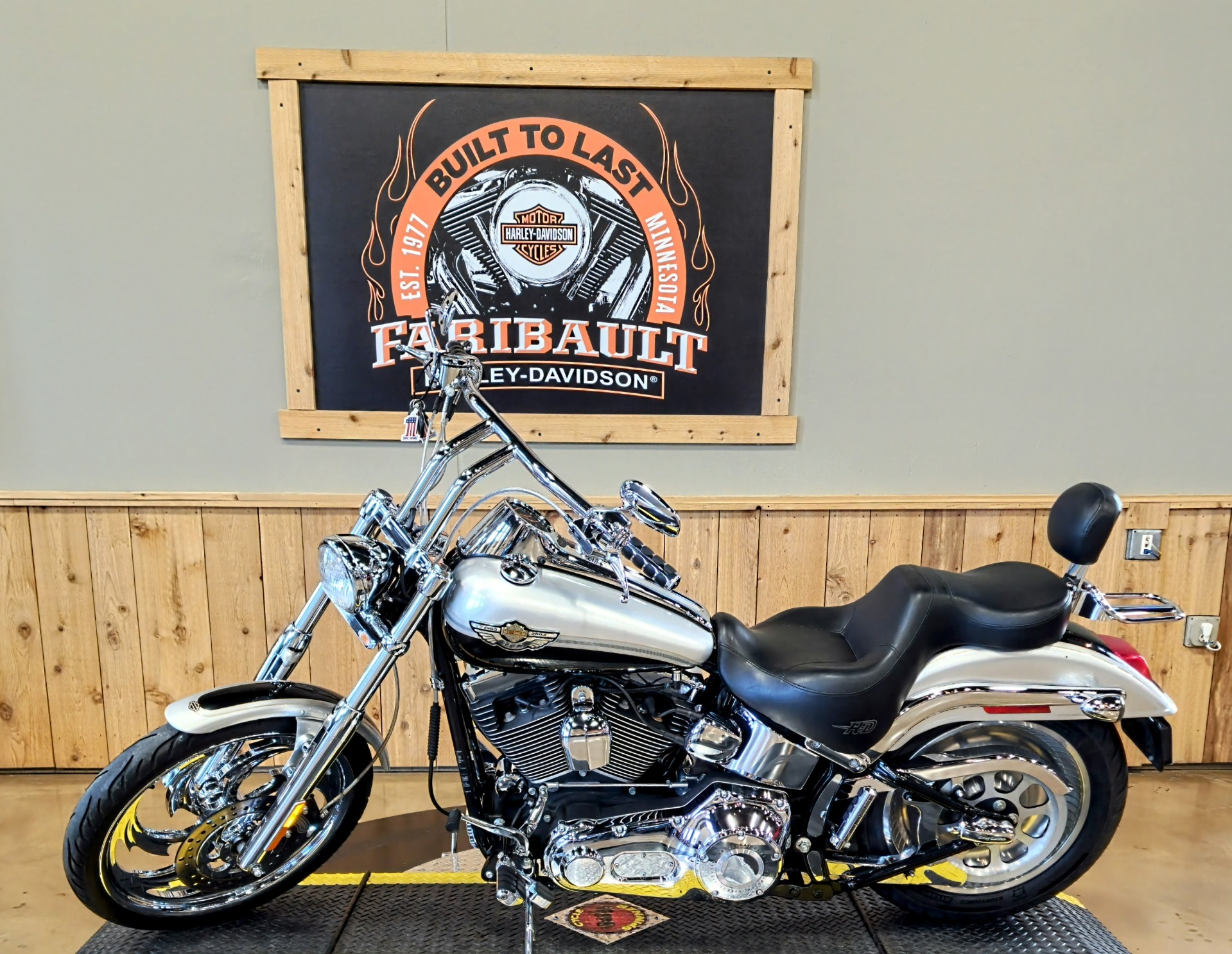 2003 Harley-Davidson FXSTD/FXSTDI Softail®  Deuce™ in Faribault, Minnesota - Photo 5
