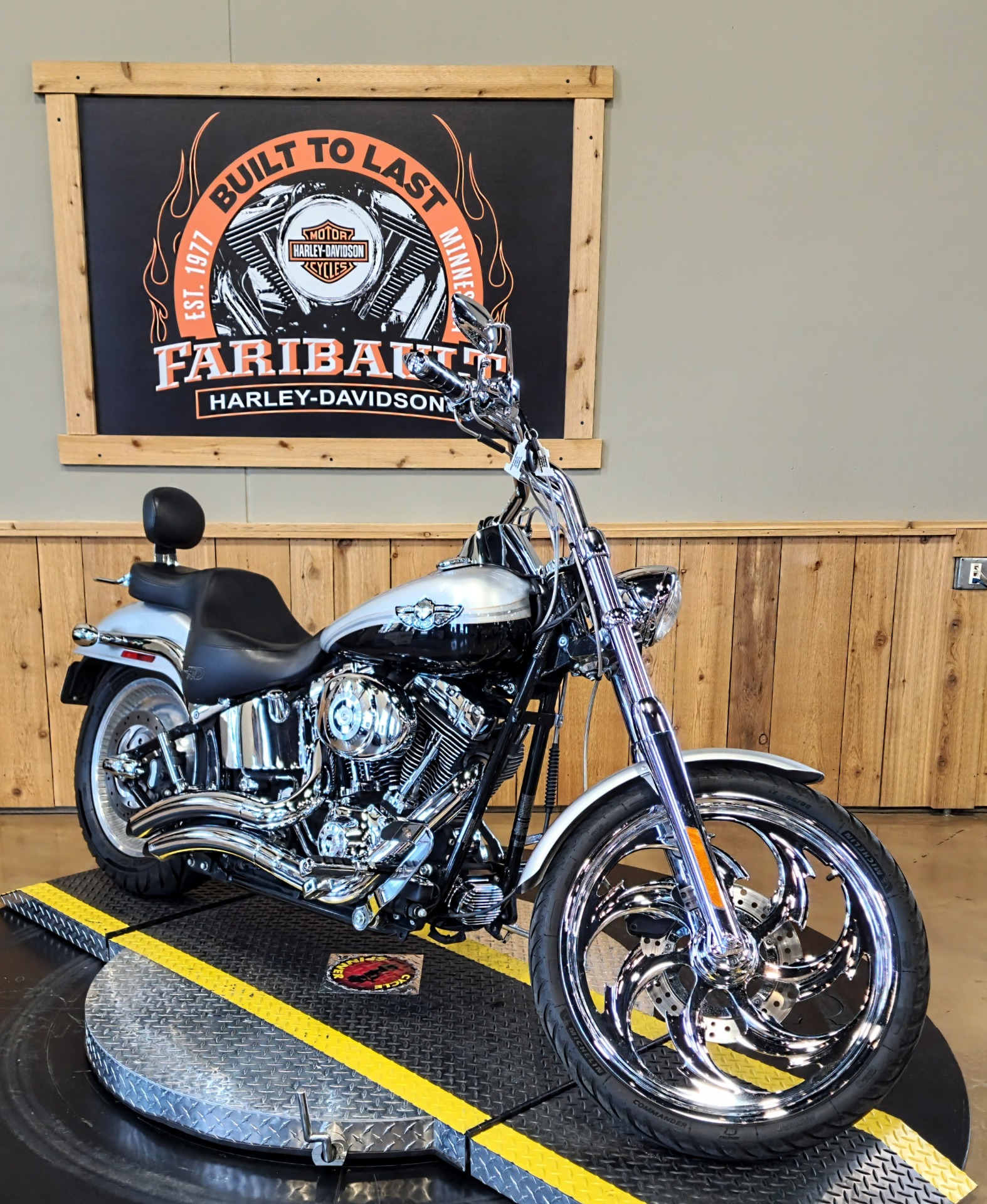 2003 Harley-Davidson FXSTD/FXSTDI Softail®  Deuce™ in Faribault, Minnesota - Photo 2