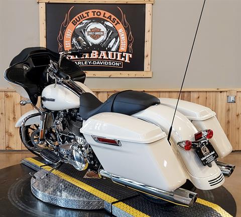 2022 Harley-Davidson Road Glide® in Faribault, Minnesota - Photo 3