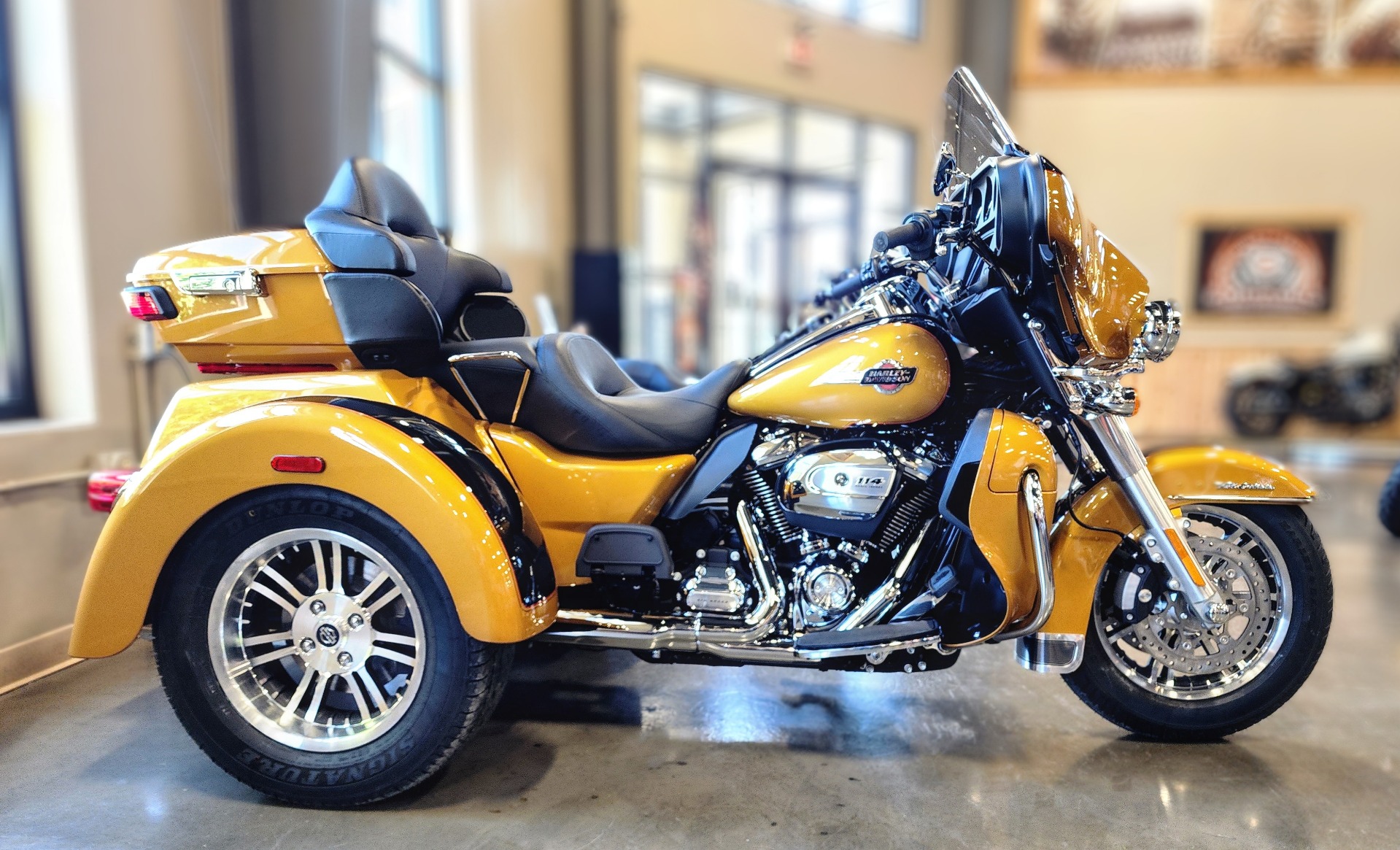 2023 Harley-Davidson Tri Glide® Ultra in Faribault, Minnesota - Photo 1
