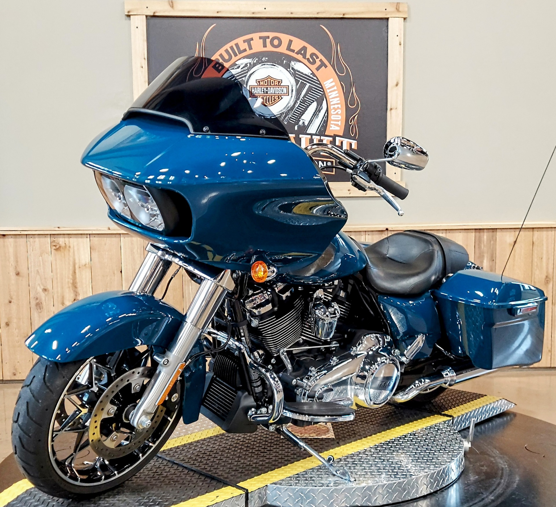 2021 Harley-Davidson Road Glide® Special in Faribault, Minnesota - Photo 4