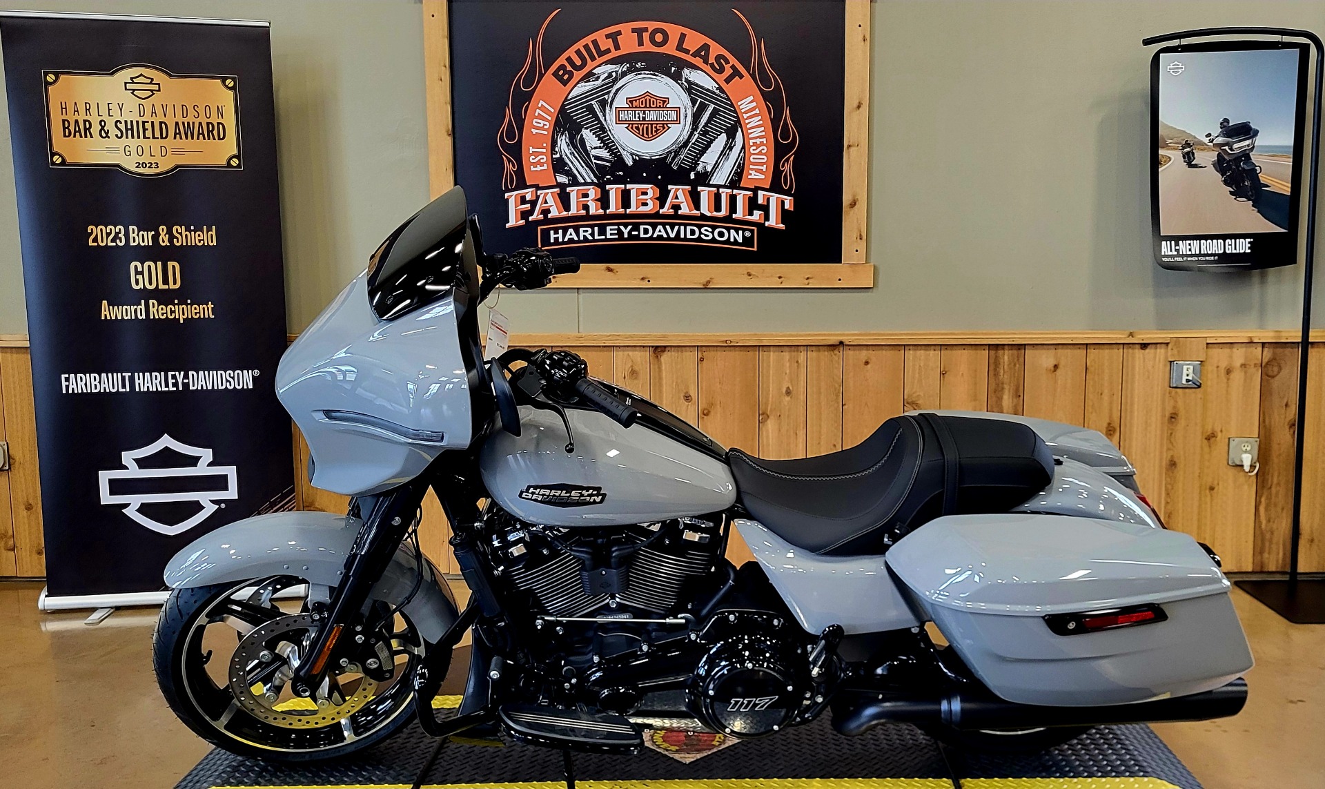 2024 Harley-Davidson Street Glide® in Faribault, Minnesota - Photo 5