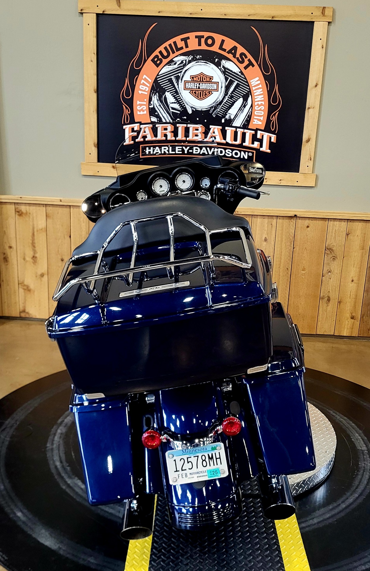 2012 Harley-Davidson Street Glide® in Faribault, Minnesota - Photo 8