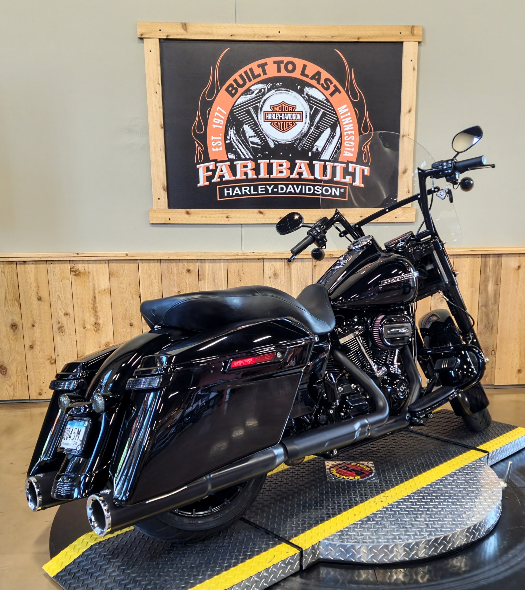 2017 Harley-Davidson Road King® Special in Faribault, Minnesota - Photo 8