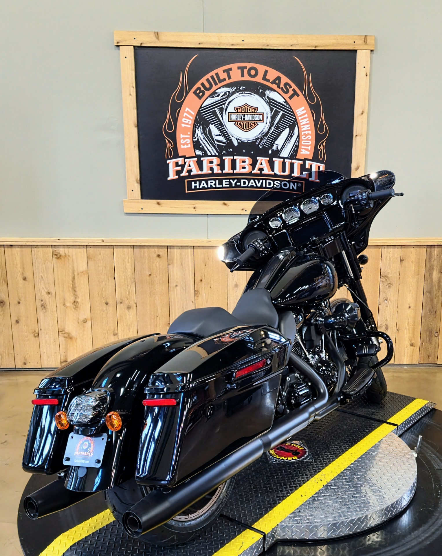 2023 Harley-Davidson Street Glide® ST in Faribault, Minnesota - Photo 9