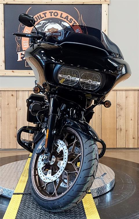 2022 Harley-Davidson Road Glide® ST in Faribault, Minnesota - Photo 3
