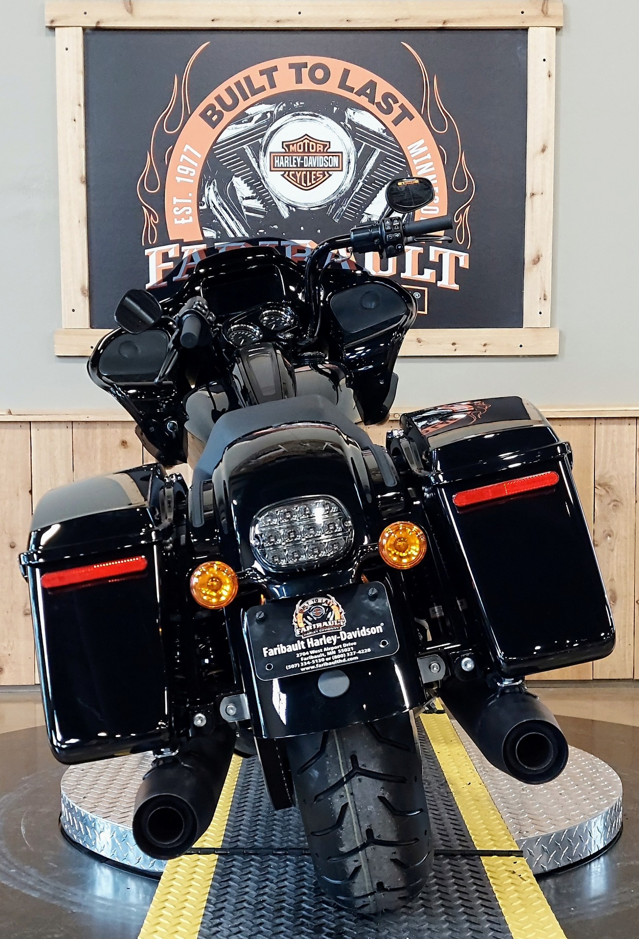 2022 Harley-Davidson Road Glide® ST in Faribault, Minnesota - Photo 7