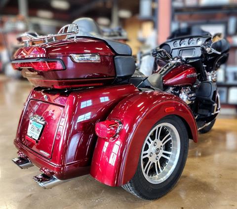 2016 Harley-Davidson Tri Glide® Ultra in Faribault, Minnesota - Photo 8