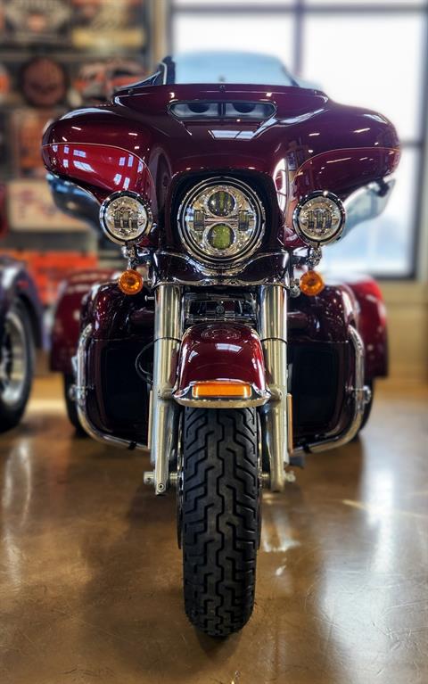 2016 Harley-Davidson Tri Glide® Ultra in Faribault, Minnesota - Photo 3