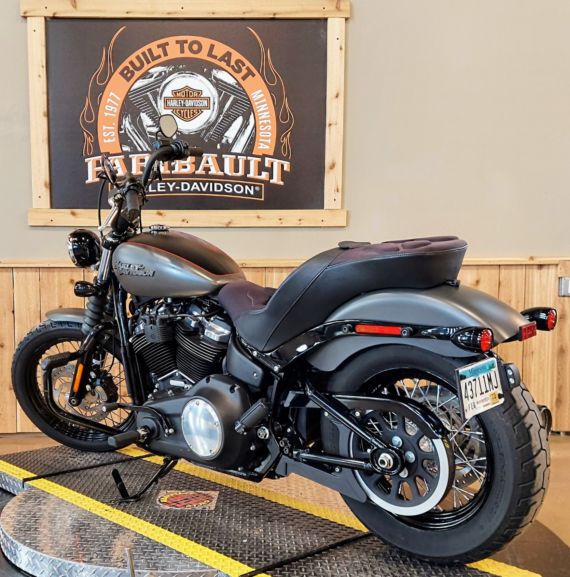 2018 Harley-Davidson Street Bob® 107 in Faribault, Minnesota - Photo 6